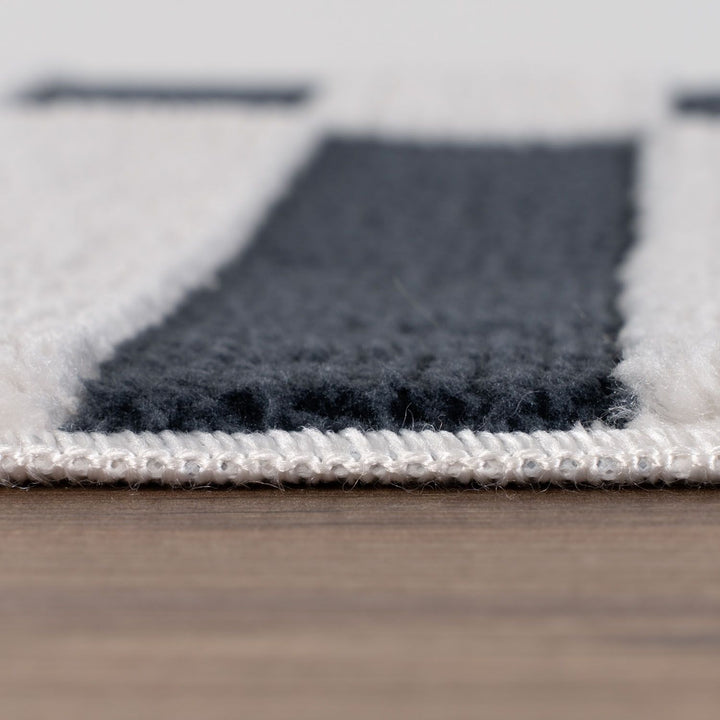 Loft Striped Blue Rug Cozy Feel, Fade-resistant.