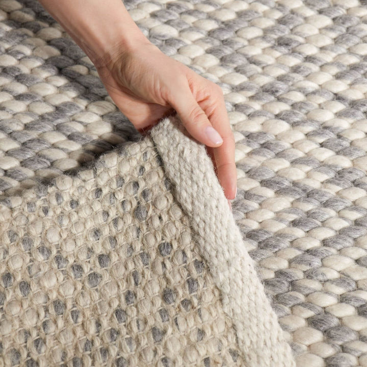 Wool Beans Rug Natural Cream Grey hand-woven, heating insulting rug