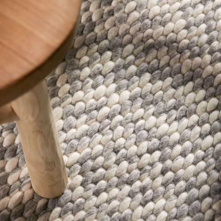 Wool Beans Rug Natural Cream Grey hand-woven, heating insulting rug