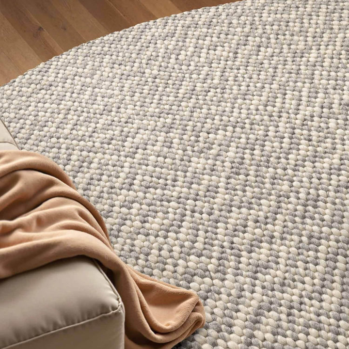 Wool Beans Rug Natural Cream Grey hand-woven, heating insulting rug