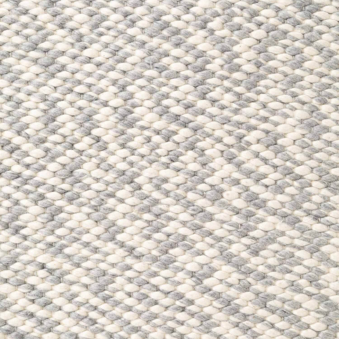 Wool Beans Rug Natural Cream Grey hand-woven, heating insulting rug