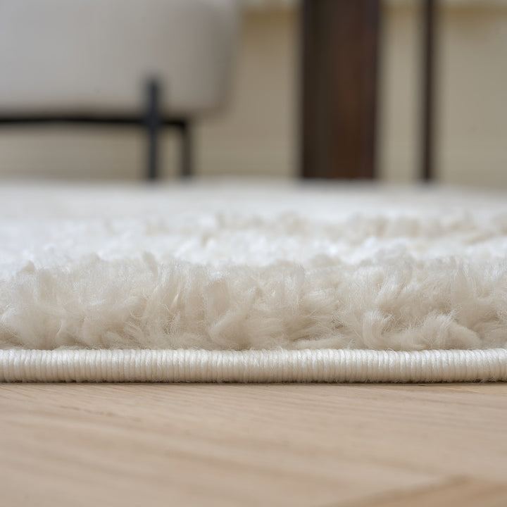 Moodi Shaggy Cream Rug, abstract design, soft underfoot feel | THE RUGS