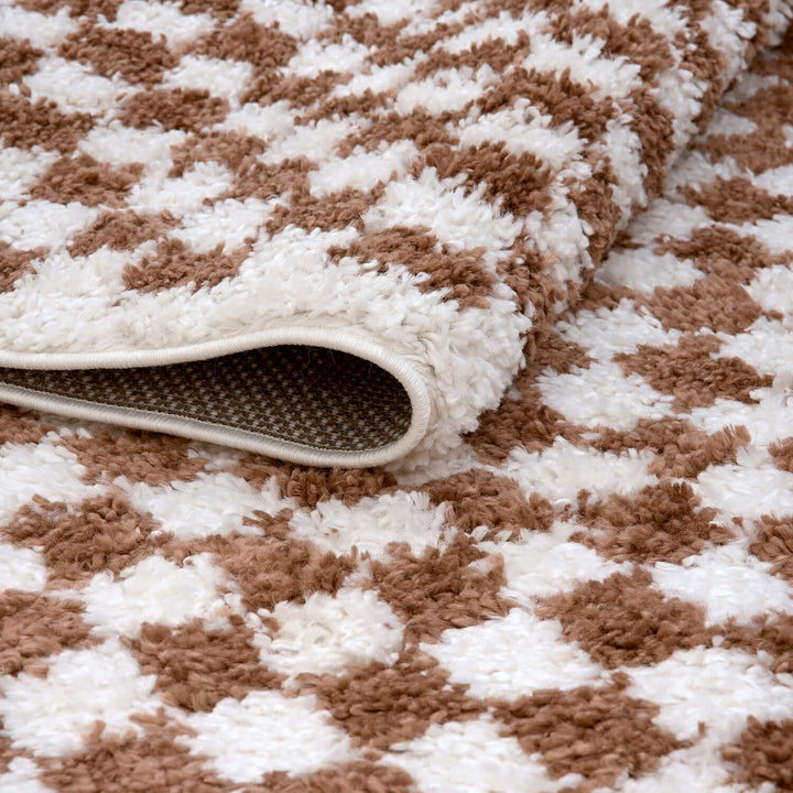 Moodi Shaggy Brown Rug, Tartan design, soft and comfortable pile | THE RUGS