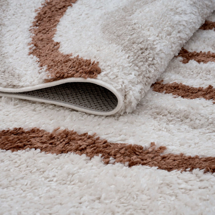 Moodi Shaggy Cream/Brown Rug, Striped design, soft pile | THE RUGS