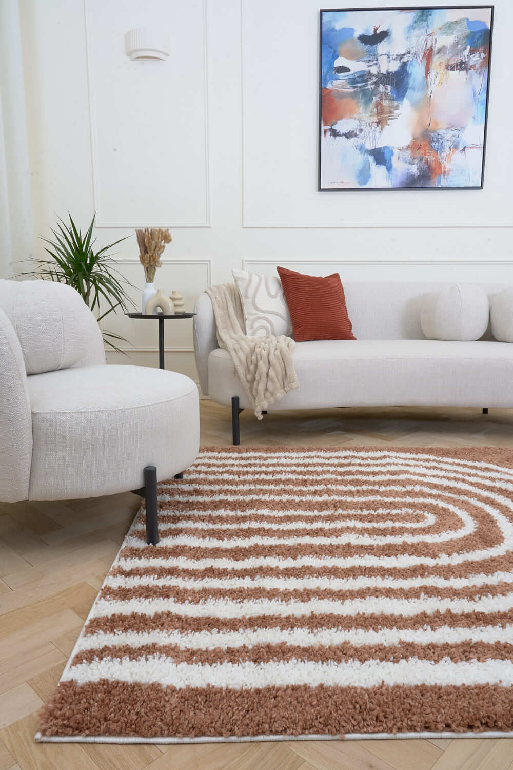Moodi Shaggy Brown Rug, 30 mm soft durable pile, underfloor heating | THE RUGS