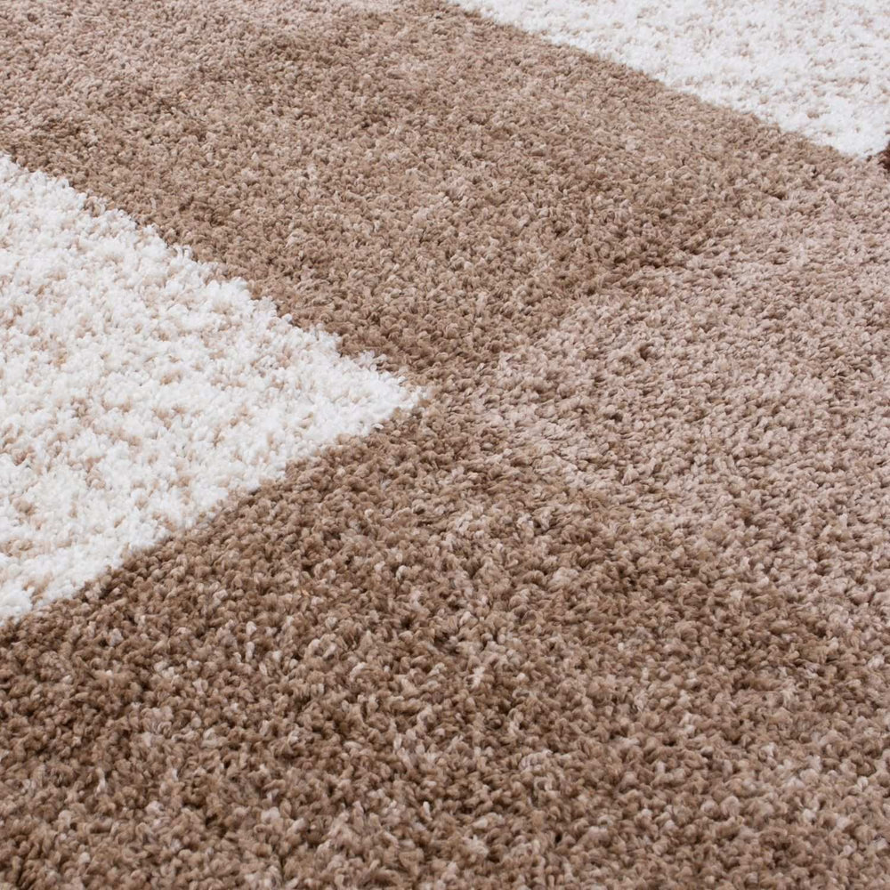 Shaggy Rug Geometric Design Brown