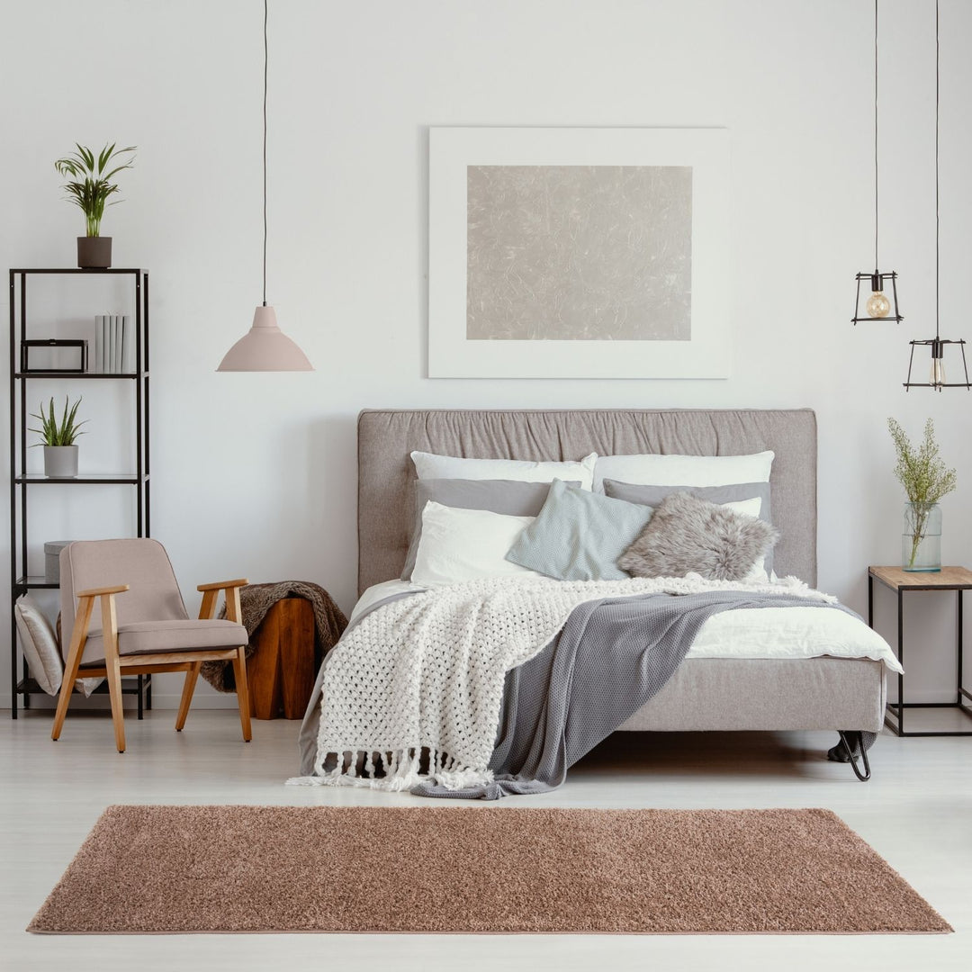 Beige colour Shaggy rug Plain design thick pile, non-shedding.
