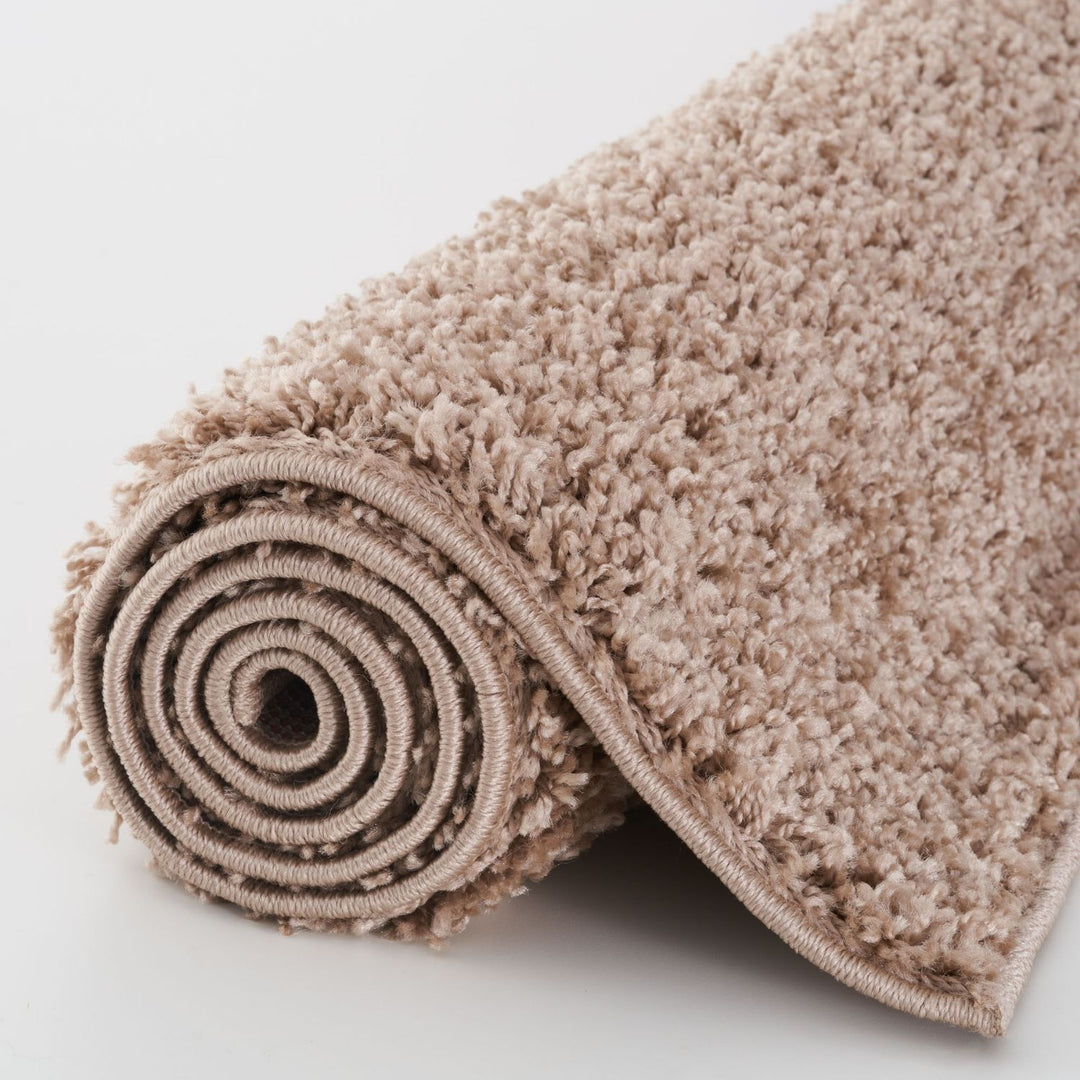 Beige colour Shaggy rug Plain design thick pile, non-shedding.