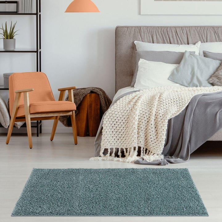 Shaggy duck egg blue rug high quality, thick pile 30 mm, easy to clean.