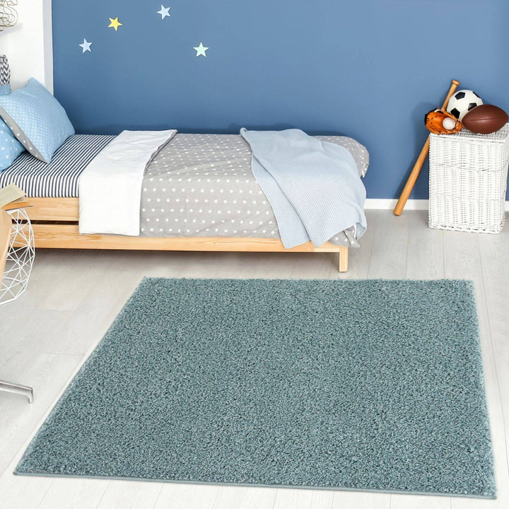 Shaggy duck egg blue rug high quality, thick pile 30 mm, easy to clean.