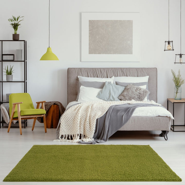 Shaggy Green Rug Soft and Durable, Non-Shedding, High Quality.