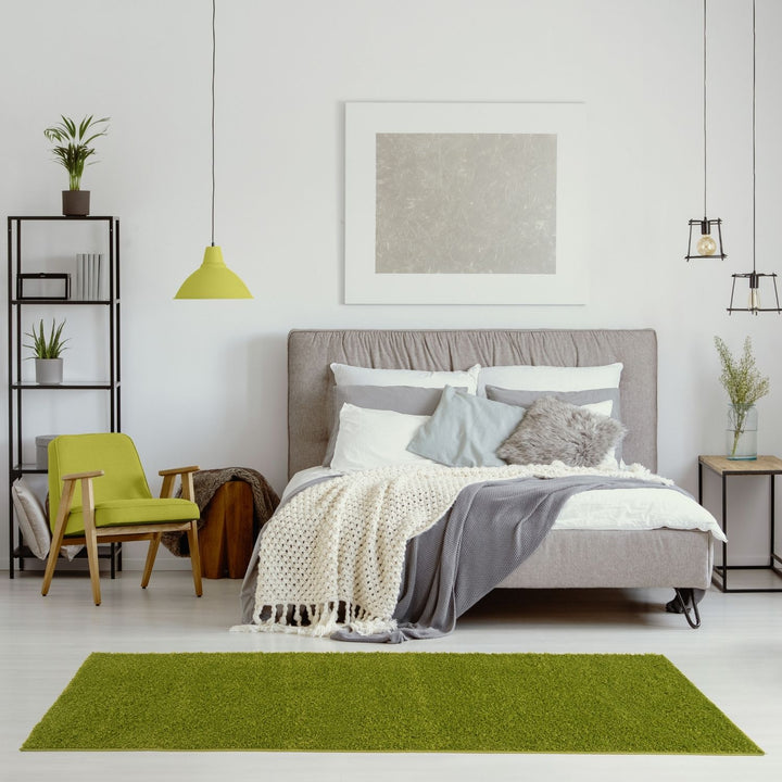 Shaggy Green Rug Soft and Durable, Non-Shedding, High Quality.