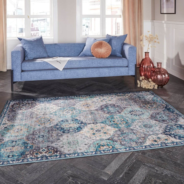 Kashmir Ghom in Oriental-Optic Blue