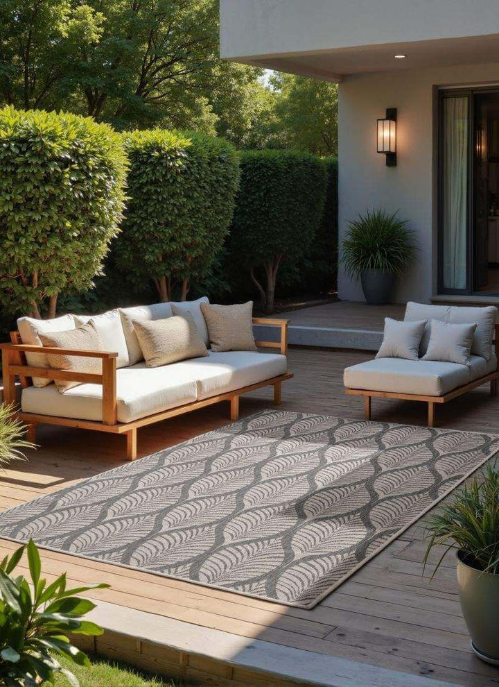 The Rugs Liora Reversible Rug – Indoor & Outdoor Quality