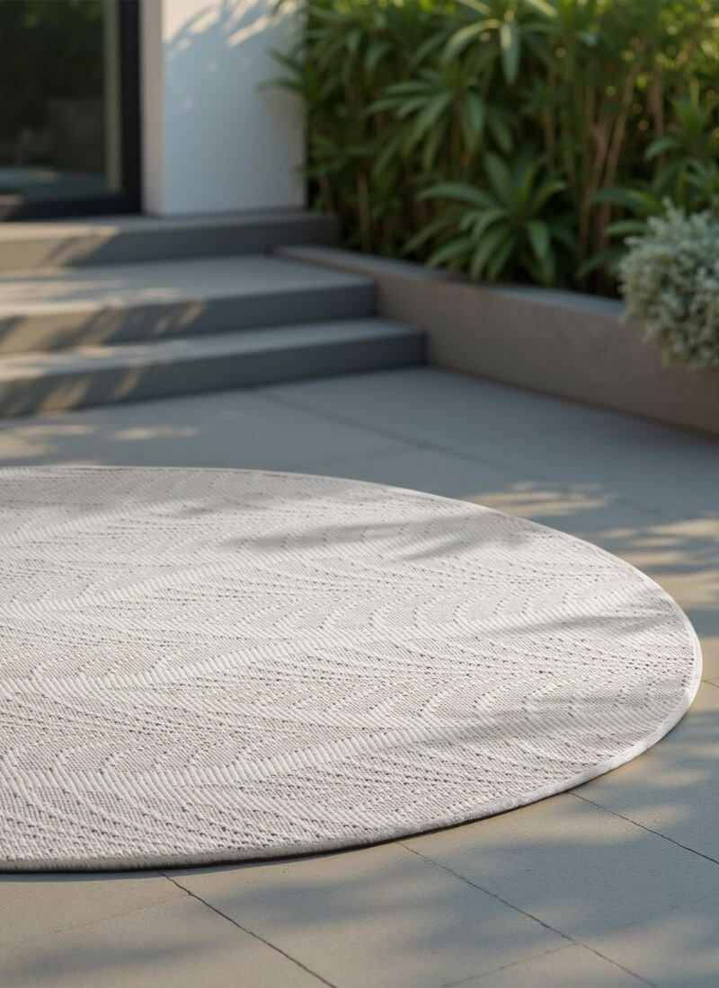 The Rugs Liora Reversible Rug – Indoor & Outdoor Quality