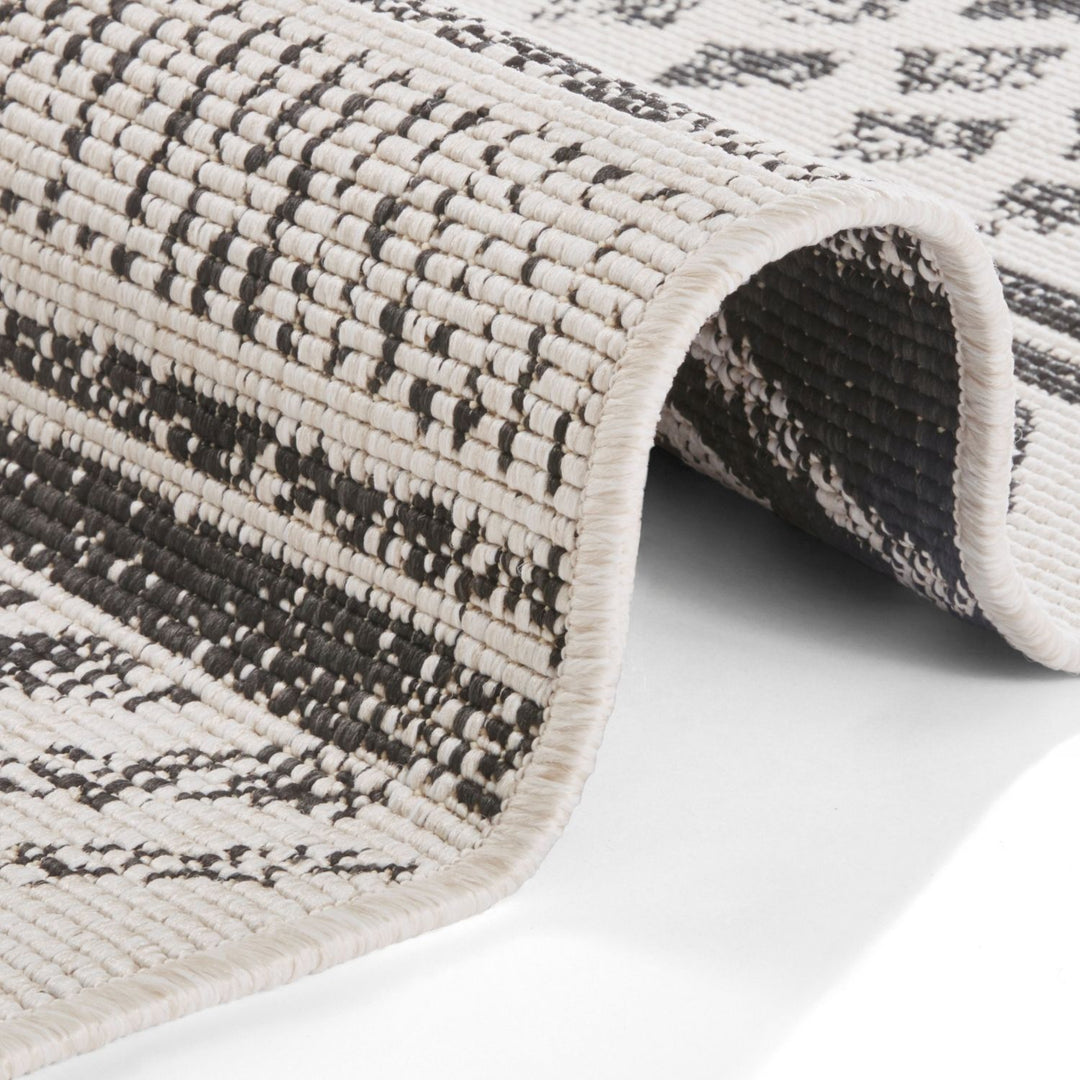 Indoor-Outdoor Reversible Geometric Black Rug