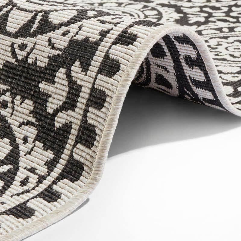 The Rugs Jardin Reversible Indoor-Outdoor Runner | Stylish