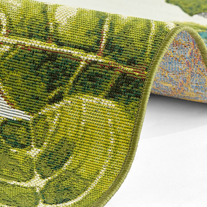 Indoor-Outdoor Tropical Design Rug