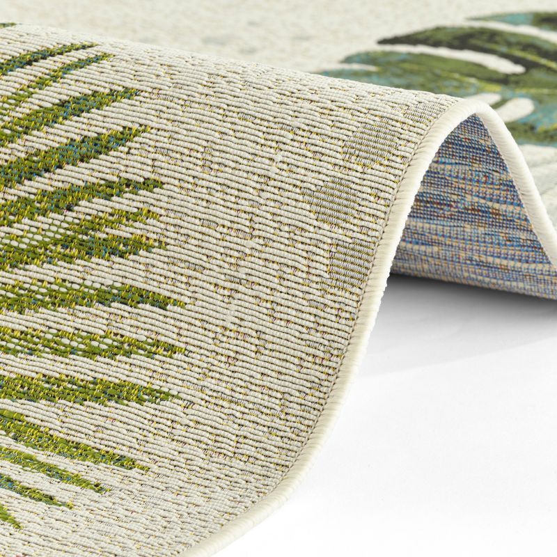 Indoor-Outdoor Tropical Design Rug