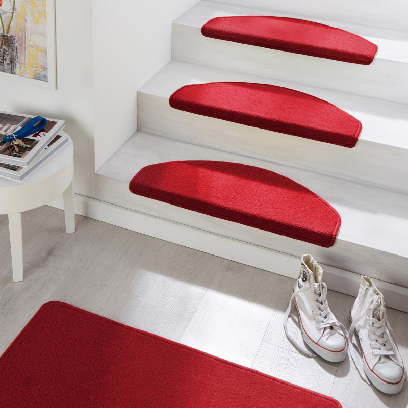 Modern Plain Red Rug – Soft Short Pile