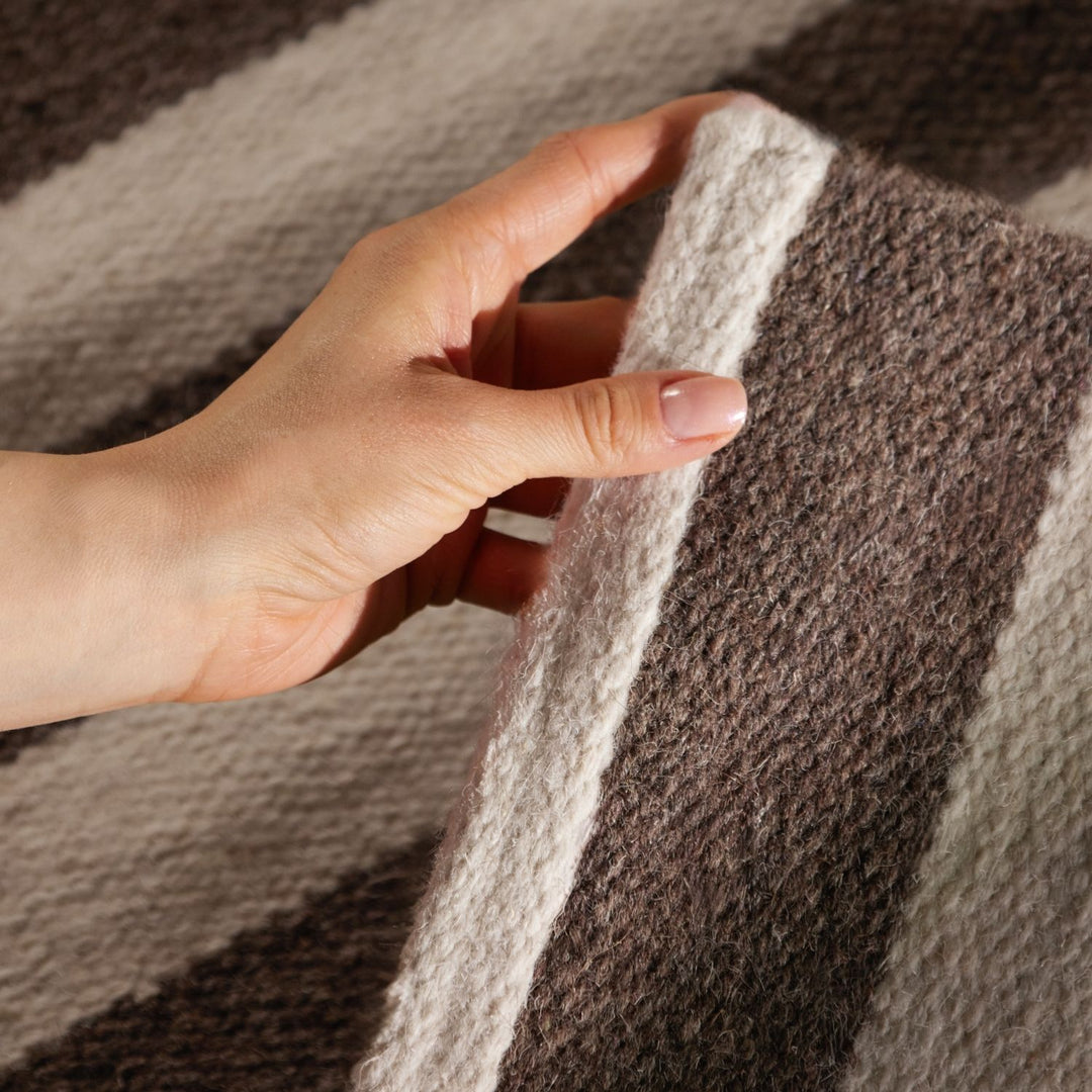 Vika Brown Wool Rug sound-absorbing rug, long-lasting, hand-made rug.