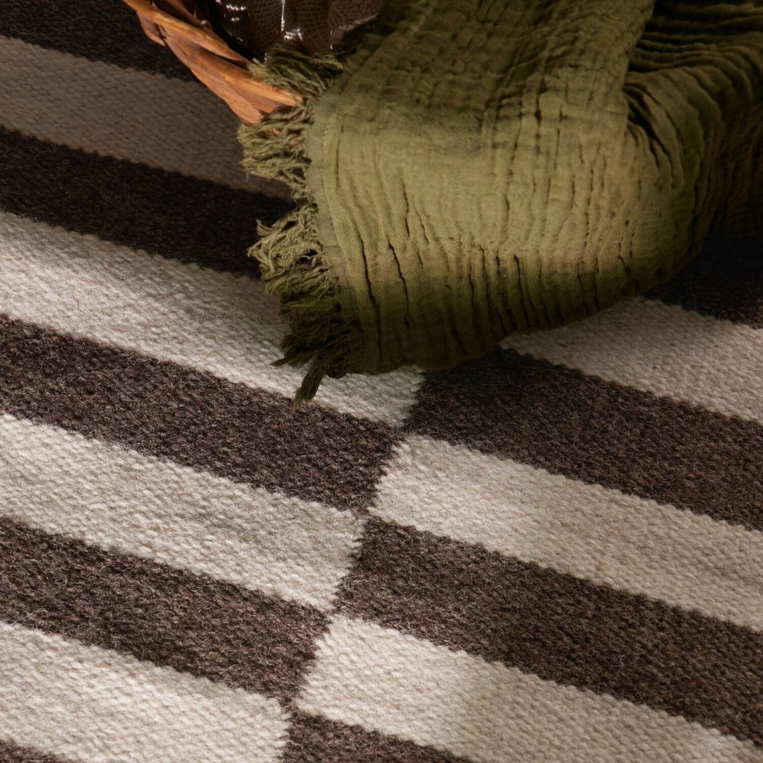 Vika Brown Wool Rug sound-absorbing rug, long-lasting, hand-made rug.