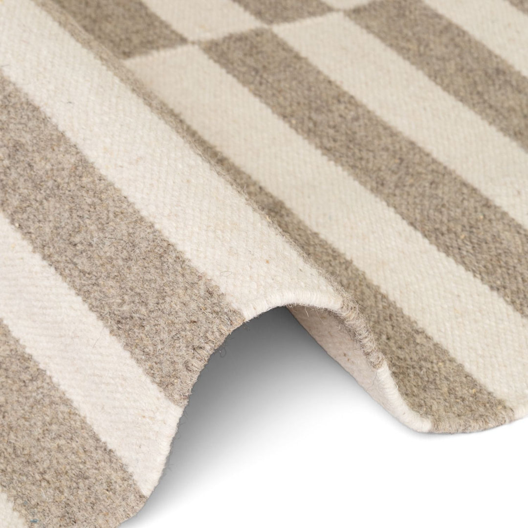 Vika Grey wool rug, striped design, reversible, underfloor heating, hand-woven, easy-care rug.