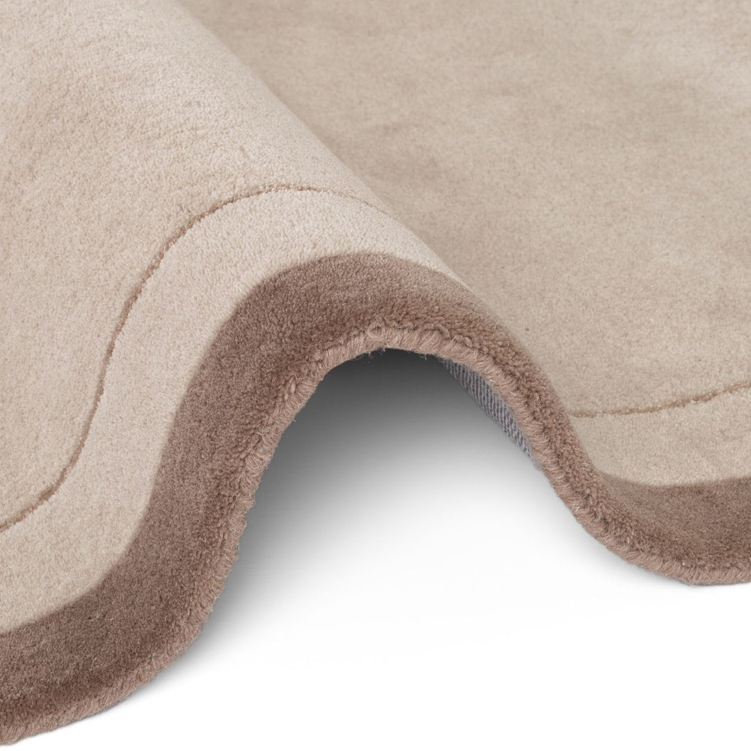Villeroy &amp; Boch 1888 Wool Rug, cream brown colour, bordered design, hand-made, easy care.