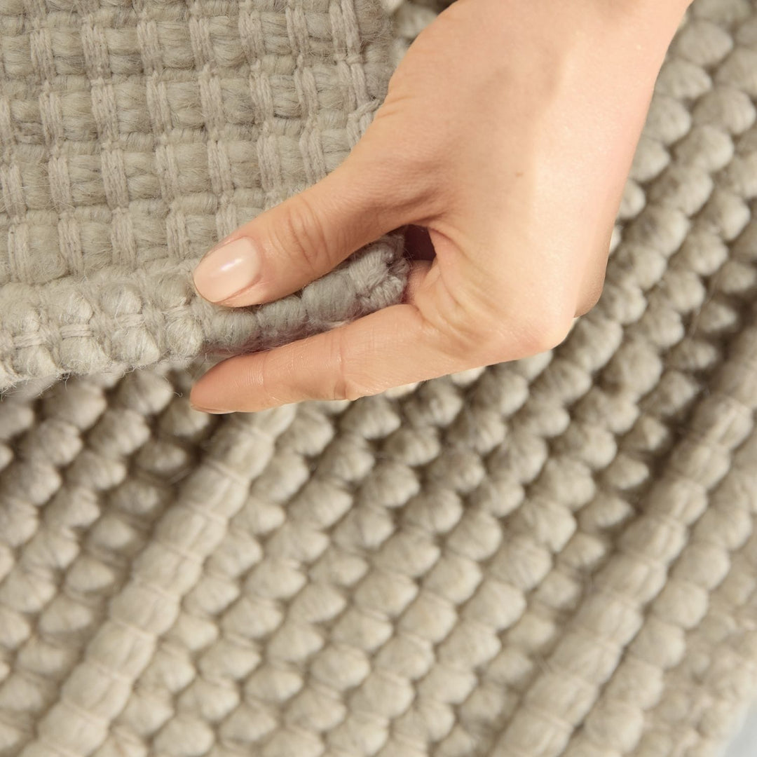 Camden Wool Parker Rug Natural White, hand-woven, ideal for every room.