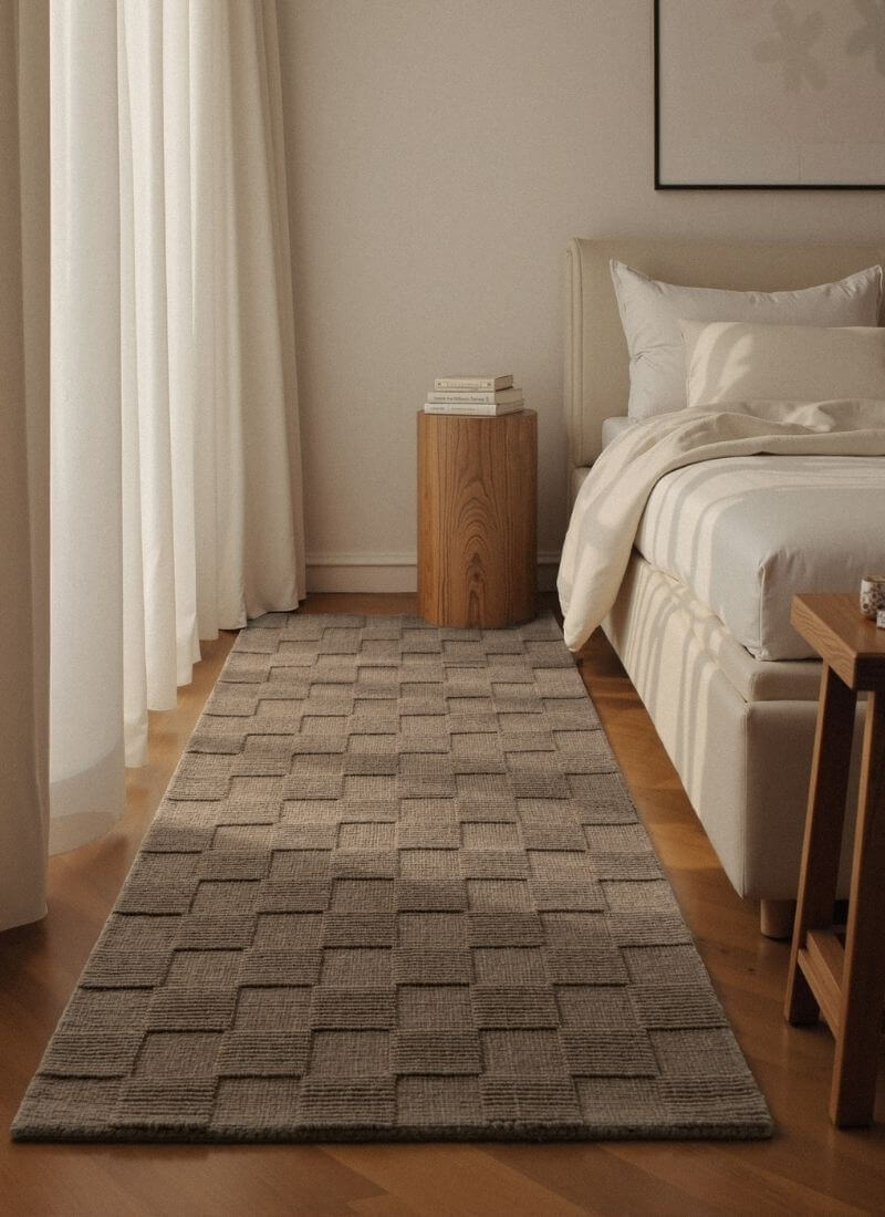 Scala Handwoven Wool Rug – Checkered Design