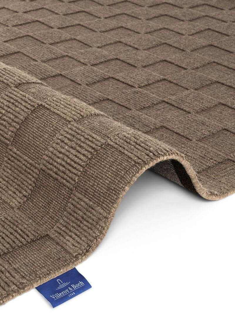 Scala Handwoven Wool Rug – Checkered Design