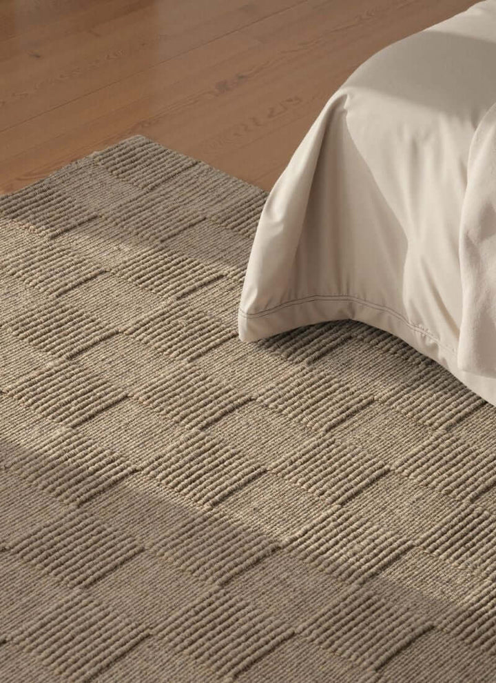 Scala Handwoven Wool Rug – Checkered Design