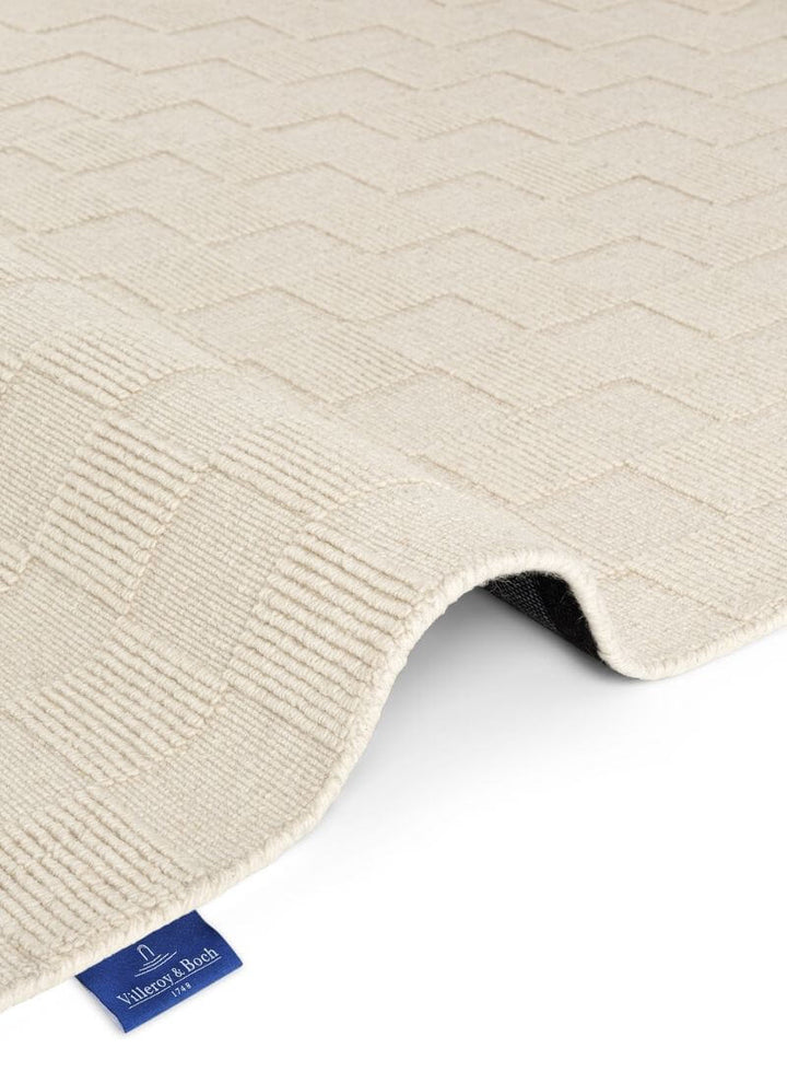 Scala Handwoven Wool Rug – Checkered Design