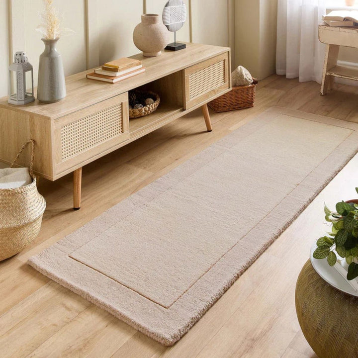 Borders Wool Rug – Hand-Loomed