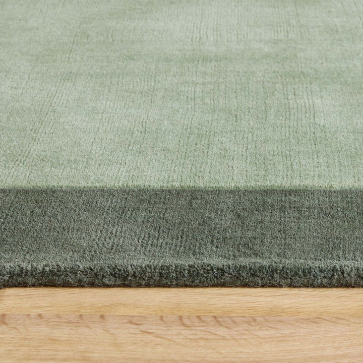 Borders Wool Rug – Hand-Loomed