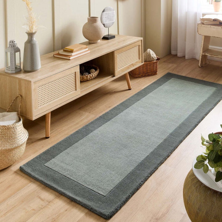 Borders Wool Rug – Hand-Loomed