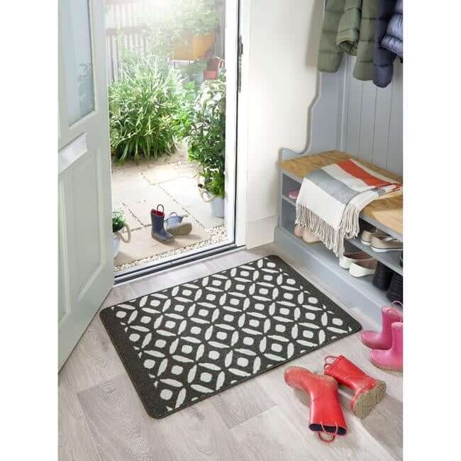 Geometric Design Washable Mat