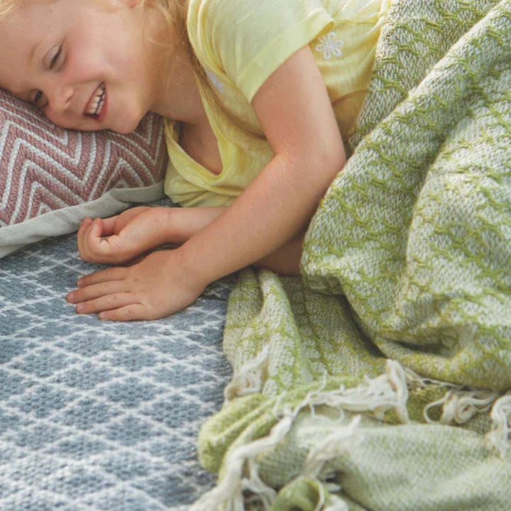 Trellis Design Woven Throw - Eco-Luxury Rugs | The Rugs