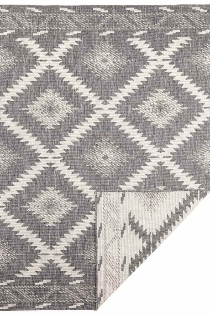 The Rugs Malibu Reversible Indoor-Outdoor Rug - Diamond