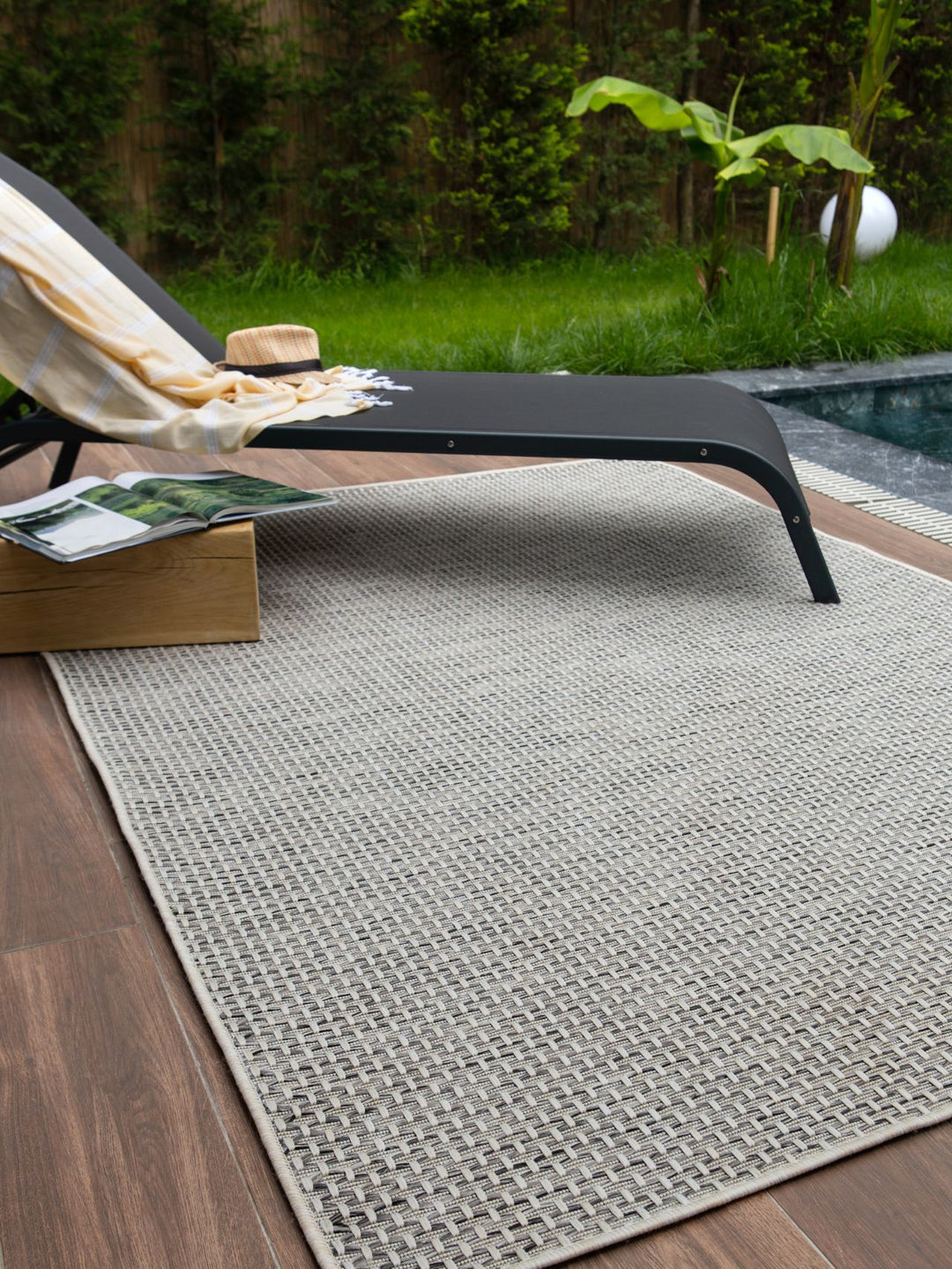Magic Collection Outdoor Rugs in Cream | 3610 - The Rugs