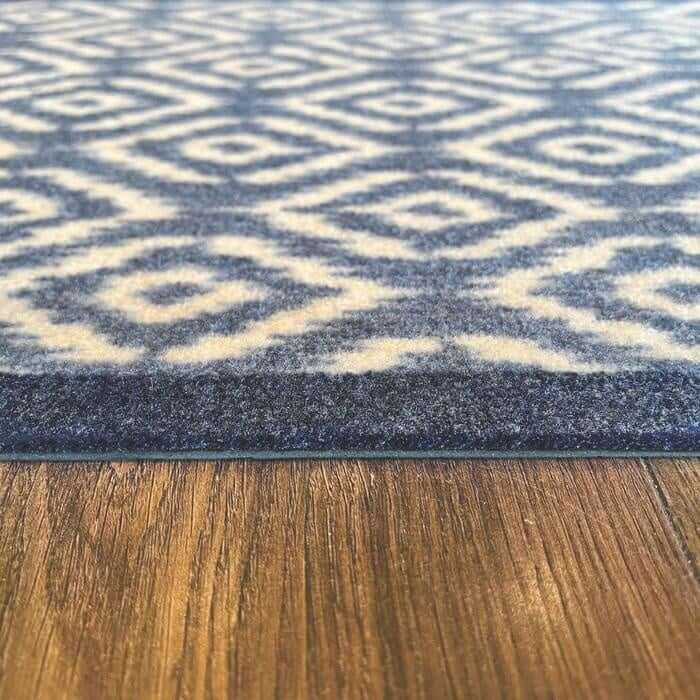 Nylon Geometric Mat and Runner