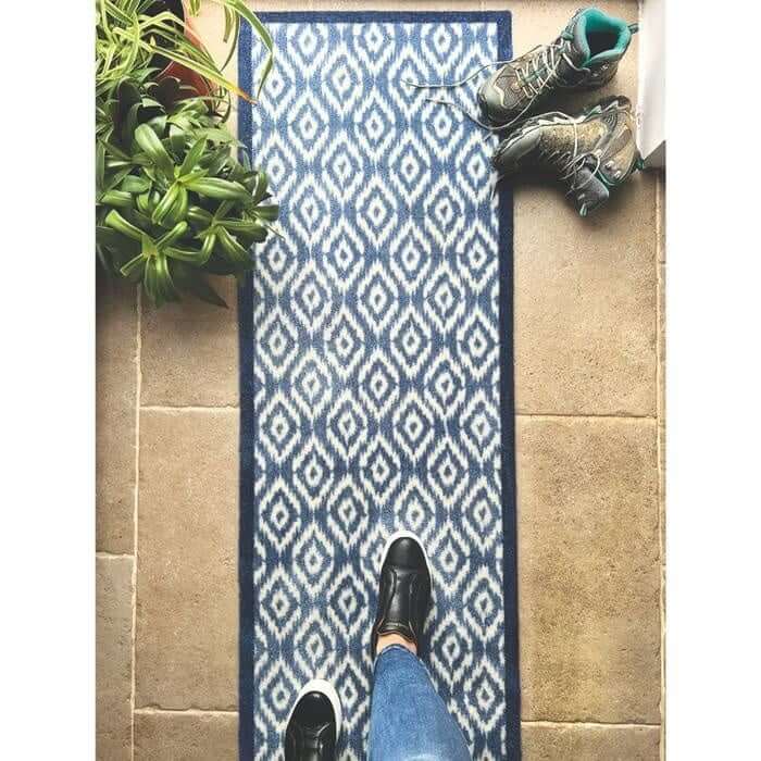 Nylon Geometric Mat and Runner