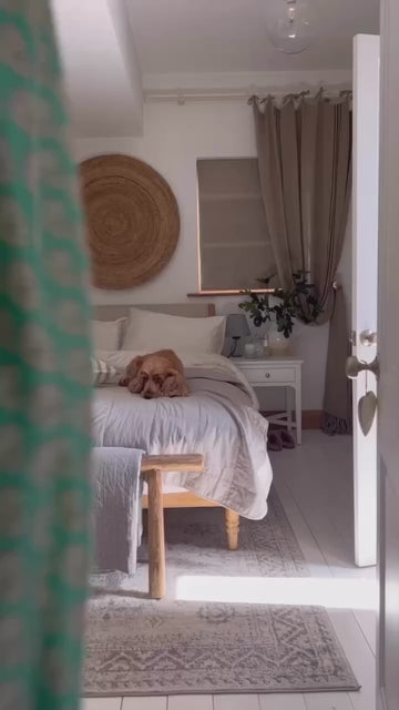 Good morning, everyone 🩵 Especially when the weather gets colder these days, a rug under your bed will element of extra warmth, bring a level of sophistication to your bedroom and 