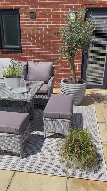An outdoor rug should be tough enough to withstand moisture and prevent mold and mildew growth, typical challenges in outdoor settings. It should dry fast, resist heavy foot traffi
