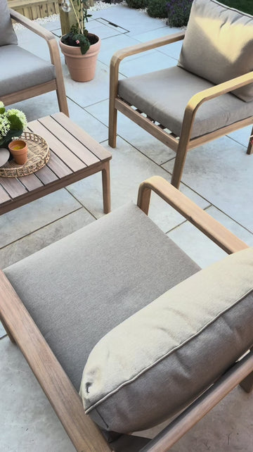 Sometimes all it takes is one piece to make your garden feel complete✨ And the best part? You don’t have to stress about maintaining it. Rain, dirt, random spills… it handles real 