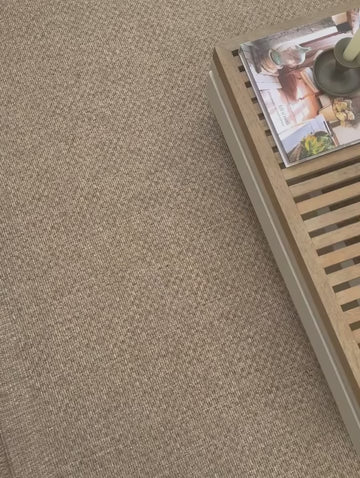 These outdoor rugs are more than just an aesthetic 🤎 Add comfort: Softens hard, cold concrete for a cosier feel underfoot. Boost style: Brings colour, pattern, and warmth to plain 