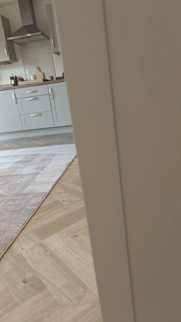 Stain-resistant, non-shedding fibres help keep your space looking clean with minimal effort, making it ideal for everyday use 🤎 #homedecorideas #livingroomdecor #TikTokMadeMeBuyIt