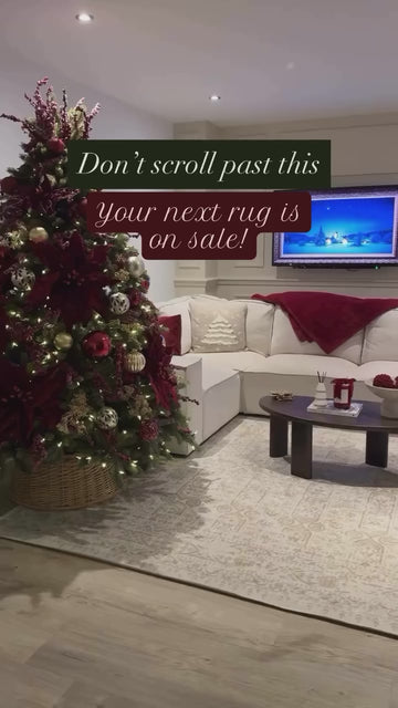 Happy Sunday, everyone! As the Christmas countdown draws closer, your next rug is waiting for you with beautiful sale prices. Make your home feel extra cosy this season! 🎄✨ ℹ️ Mont