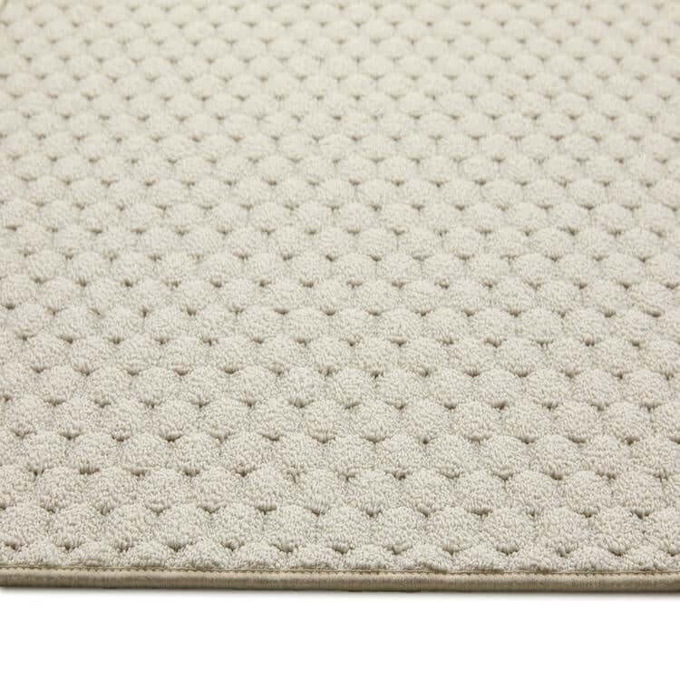 textured collection dots design mat