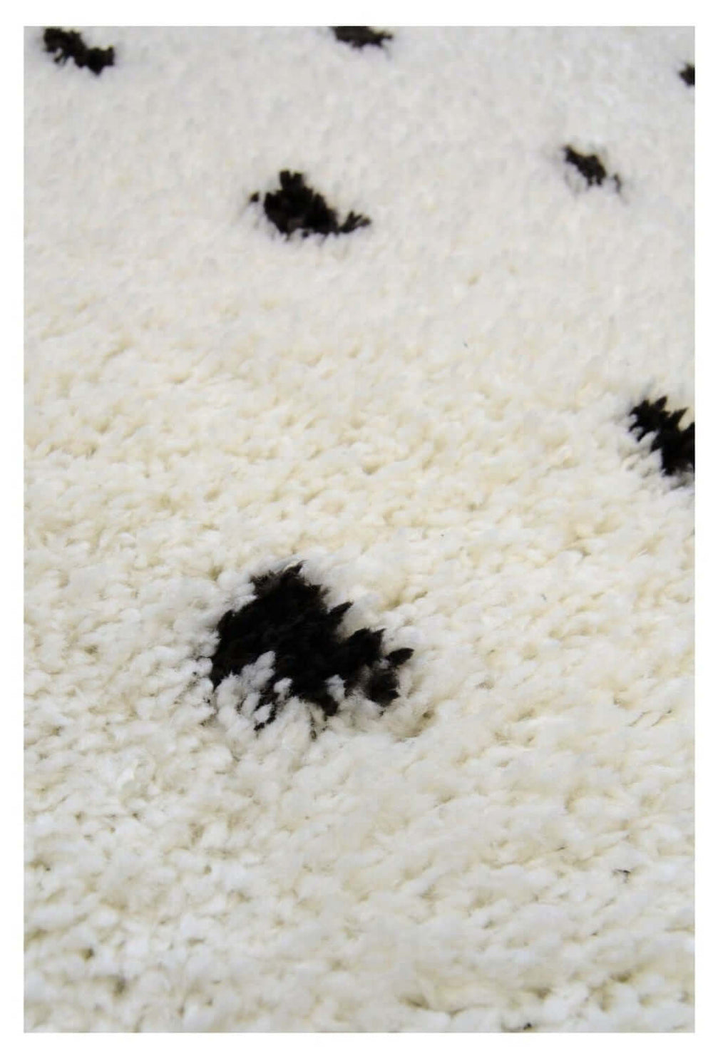 Snug Spotty Shaggy Rug | Cozy Home Decor | The Rugs